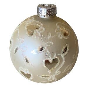 Hobby Lobby Glass Ball Christmas Ornaments 4 White Glitter Frost Hearts Classic